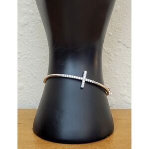 Silver Bracelet MARKED HAN 925  Bangle Cubic Zirconia‎ Pave Cross Hinged 7.87g